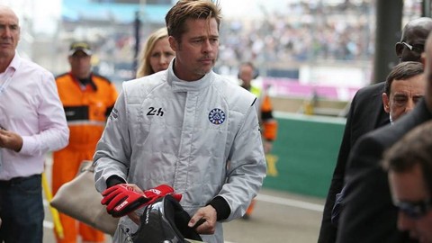 Brad Pitt Formula 1 pilotu oluyor: Britanya Grand Prix yarışlarına katılacak