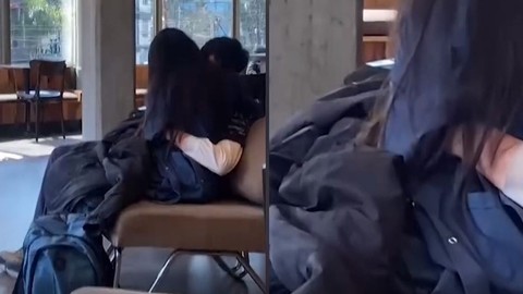 Kafenin ortasında güpegündüz vakitte cinsel ilişki! Bir de üstlerini montla kapatmaya çalıştılar ama ne var ne yoksa göründü - Resim: 1