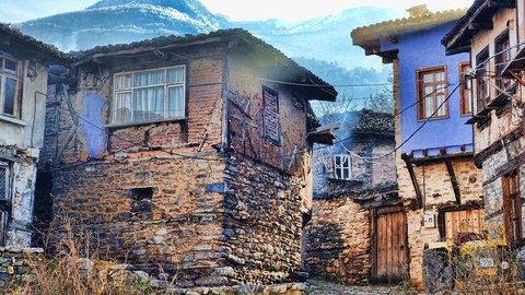 Türkiye için her evin beklediği haber şimdi geldi. Her evde çay sohbetinde bu soru soruluyordu. Soru cevaplandı. Çok sert gelecek