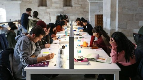 İBB BURSLARI 2023-2024 SON DURUM: İBB burs başvurusu nasıl ve nereden yapılır, son tarih ne zaman? İBB burs şartları neler, kimler başvuru yapabilir?
