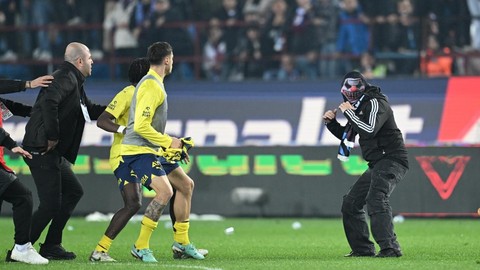 Fenerbahçe'den olağanüstü genel kurul kararı! Ligden çekilme kararı konuşulacak