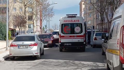 Çorum'da dehşet olay! Karısını öldürme niyetiyle gittiği evde, polisi görünce kendini vurdu!