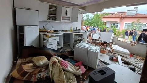 Tokat'ta mutfak tüpü bomba gibi patladı!
