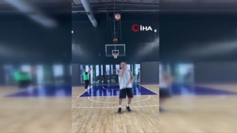 MİT Başkanı Kalın’dan tam isabetli üçlük basket atışı