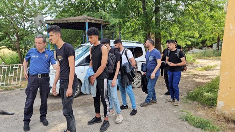 Edirne'de kaçak göçmenler yakayı ele verdi