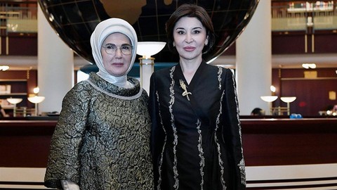 Emine Erdoğan, Özbekistan Cumhurbaşkanı'nın eşi ile Millet Kütüphanesi'nde!