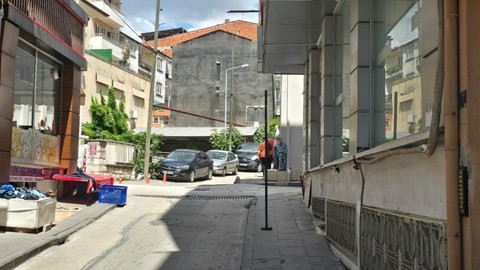 Aylardır şikayet ediyorlar ama sonuç alamıyorlar! Mahalleli hayretler içinde!