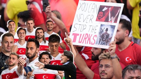 Hollanda-Türkiye maçı dış basında! "Türkler başı dik veda etti"