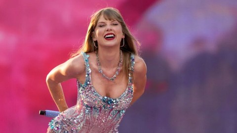 Terör tehdidi sebebiyle konser veremememişti! Taylor Swift hayranlarına unutulmayacak hediye