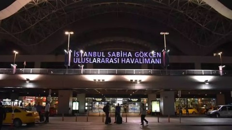 Sabiha Gökçen Havalimanı'na iniş sırasında havada panik anları! Pilot, polis talep etti