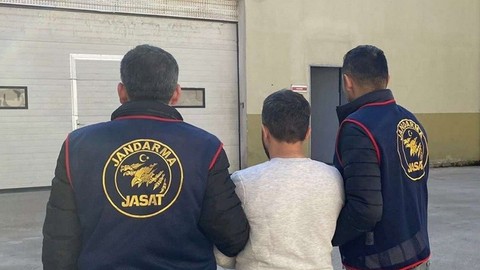 Düzce’de 11 yıl hapis cezasıyla aranıyordu! Yakalanarak cezaevine gönderildi