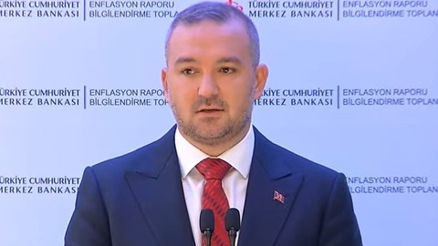TCMB Başkanı Karahan, 2024 yılının üçüncü Enflasyon Raporu'nu açıkladı: Yıl sonu enflasyon tahmini değişmedi