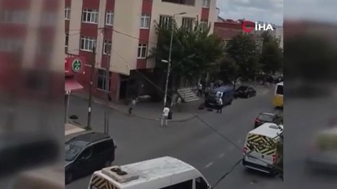 İstanbul Esenyurt'ta silahlı çatışma: Çok sayıda ekip olay yerine sevk edildi!