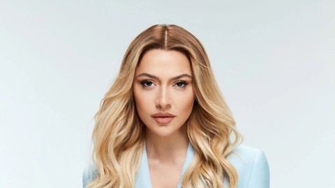 Hadise 4 gündür kapalı olan Instagram'a daha fazla dayanamadı: 'Hep karşıydım...'