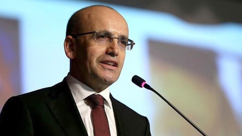 Şimşek'ten dış ticaret ve turizm geliri değerlendirmesi: "Olumlu görünüm sürüyor"