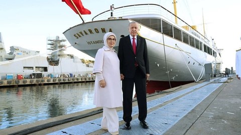 Cumhurbaşkanı Erdoğan'dan yenilenen Savarona Yatı'na ziyaret
