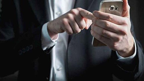Uzmanı uyardı: Cep telefonları minimum yüzde 20, maksimum yüzde 80 aralığında şarj edilmeli!