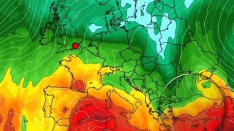 Türkiye'ye doğru geliyor 3-4 gün kalacak. Üzerimizde kilitlenecek