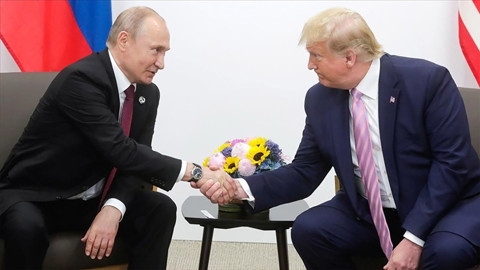 Trump, Putin ile telefonda görüştü: "Artık bitir!"