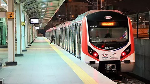 Marmaray istasyonunda güvenlik görevlisi yolcuyu vurdu!