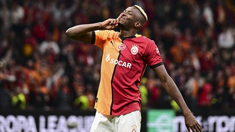Victor Osimhen'den flaş paylaşım! O soruyu akıllara getirdi