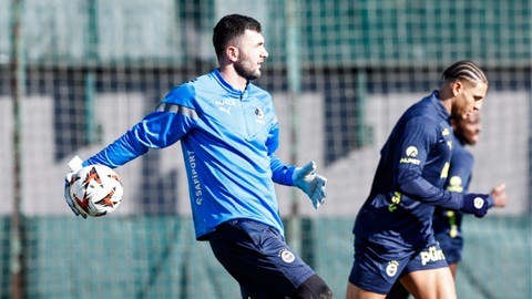 Fenerbahçe, Midtjylland maçı hazırlıklarına başladı