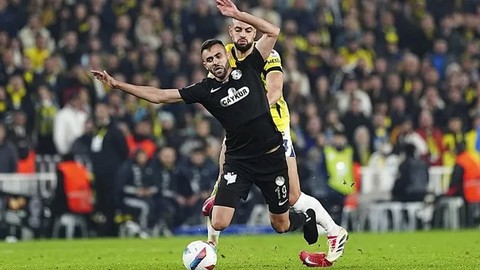 Rachid Ghezzal maç sonu paylaştı! "Sirk devam ediyor"
