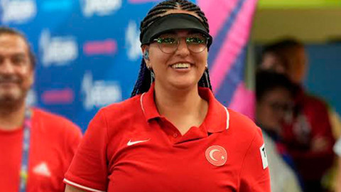 Milli atıcı Şevval İlayda Tarhan’dan tarihi başarı