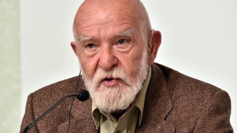 Ünlü yazardan acı haber. 92 yaşında hayata gözlerini yumdu - Resim: 1