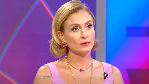 Ünlü oyuncu Ceyda Düvenci üzücü haberi duyurdu! Durumu çok kötü - Resim: 1