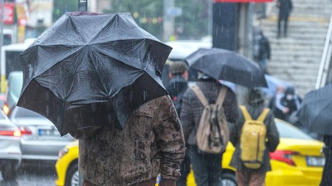 Meteoroloji'den peş peşe uyarılar! Tarih verildi! Kuvvetli sağanak kapıda