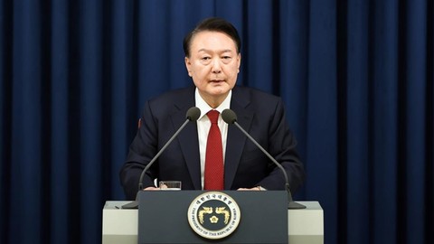 Güney Kore Devlet Başkanı Yoon Suk Yeol görevden alındı