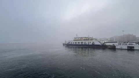 Yoğun sis nedeniyle Çanakkale Boğazı transit gemi geçişine kapatıldı