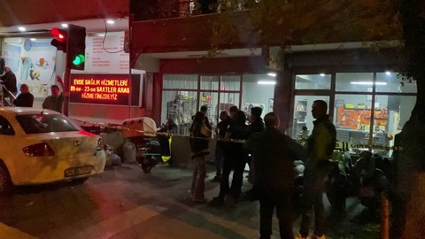 Küçükçekmece'de silah sesleri! Tamirci dükkanına kurşun yağdırdılar