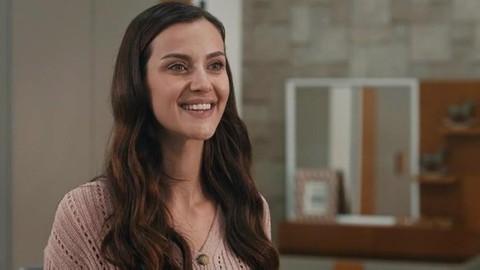 Güzel oyuncu İrem Helvacıoğlu anne oluyor! Aşerdiği şeyleri paylaştı! "Cinsiyet tahminleri alalım" - Resim: 1