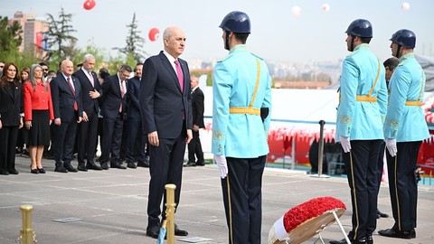 Anıtkabir'de 23 Nisan töreni! Devlet erkanı Anıtkabir'de