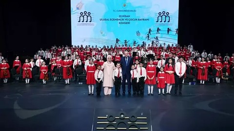 Emine Erdoğan, Çocuk Orkestrası'nın ilk konserini paylaştı