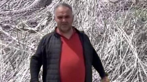 Erzurum'da doğada bir anda ortaya çıktı. Tam 3 metre boyundaydı. Doğada o yaratığı gören vatandaşlar anında bölgeden kaçtı