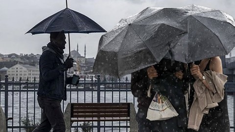 Meteoroloji'den çok sayıda il için uyarı: Kuvvetli yağışa dikkat! İşte 1 Mayıs 2025 hava durumu raporu