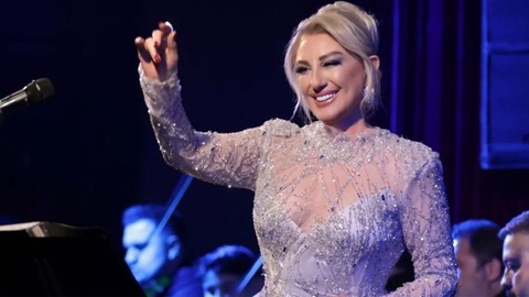Muazzez Ersoy yapay zekanın mağduru oldu! Dolandırıcıların başvurduğu yöntem şoke etti! "'Beni tekerlekli sandalyeye oturtmuşlar"