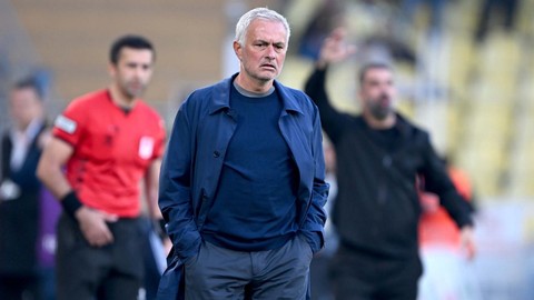 Jose Mourinho’dan Galatasaray’ın şampiyonluk kutlaması için olay sözler!
