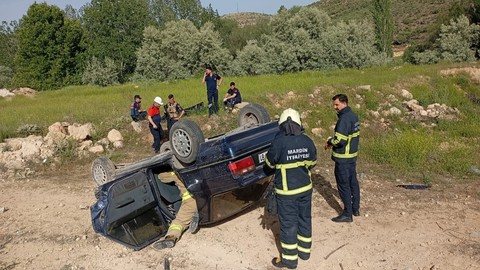 Otomobil takla attı! Kahreden kazada 3 yaşındaki çocuk hayatını kaybetti: Anne ve babası yaralandı