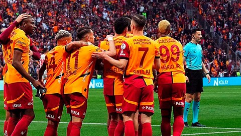Galatasaray’dan şampiyonluk sonrası ilk imza! Anlaşma sağlandı! Yıldız futbolcunun maaşına yüzde 666,67 zam yapılacak
