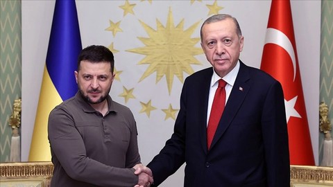 Cumhurbaşkanı Erdoğan, Zelenskiy ile telefonda görüştü: İstanbul çağrısı...