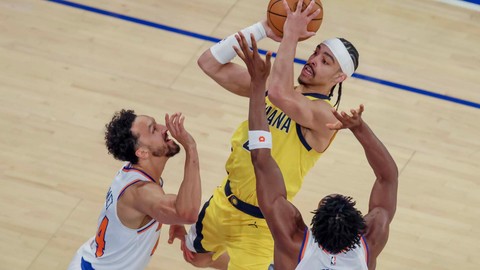 New York Knicks pes etmedi, Pacers'ı yenip seriyi uzattı