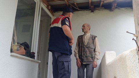 Jandarma Kurban Bayramı öncesi köylerde telefon dolandırıcılığı uyarısı yaptı
