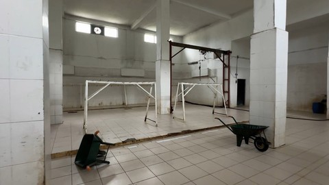 Hakkari Yüksekova’da şap hastalığı nedeniyle mezbahalar ve hayvan pazarı kapatıldı