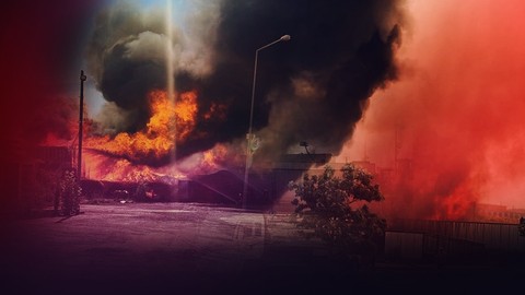 Kocaeli'nde palet depolama sahasında yangın! Kontrol altına alındı
