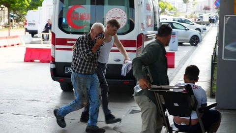 Bayramın kaçınılmaz klasiği: Acemi kasaplar acili doldurdu