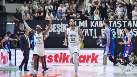 Seri eşitlendi! Beşiktaş’tan Anadolu Efes’e 27 sayılık fark!